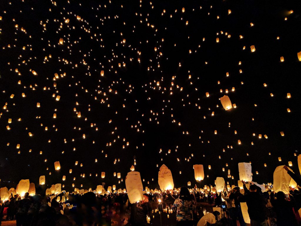 festival das luzes tailândia